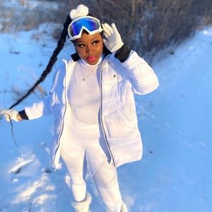 Meet your Posher, Decadia